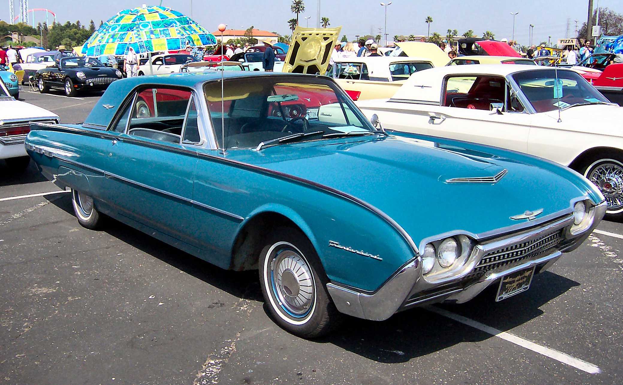 Ford Thunderbirds