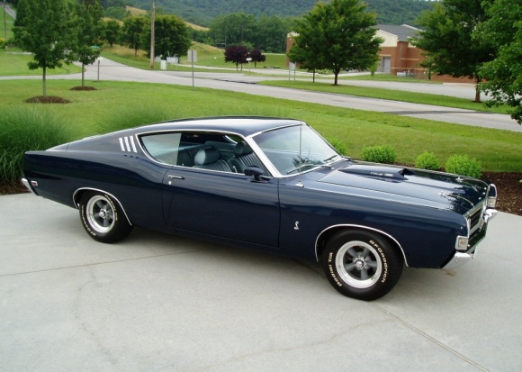 Ford Torino 1968
