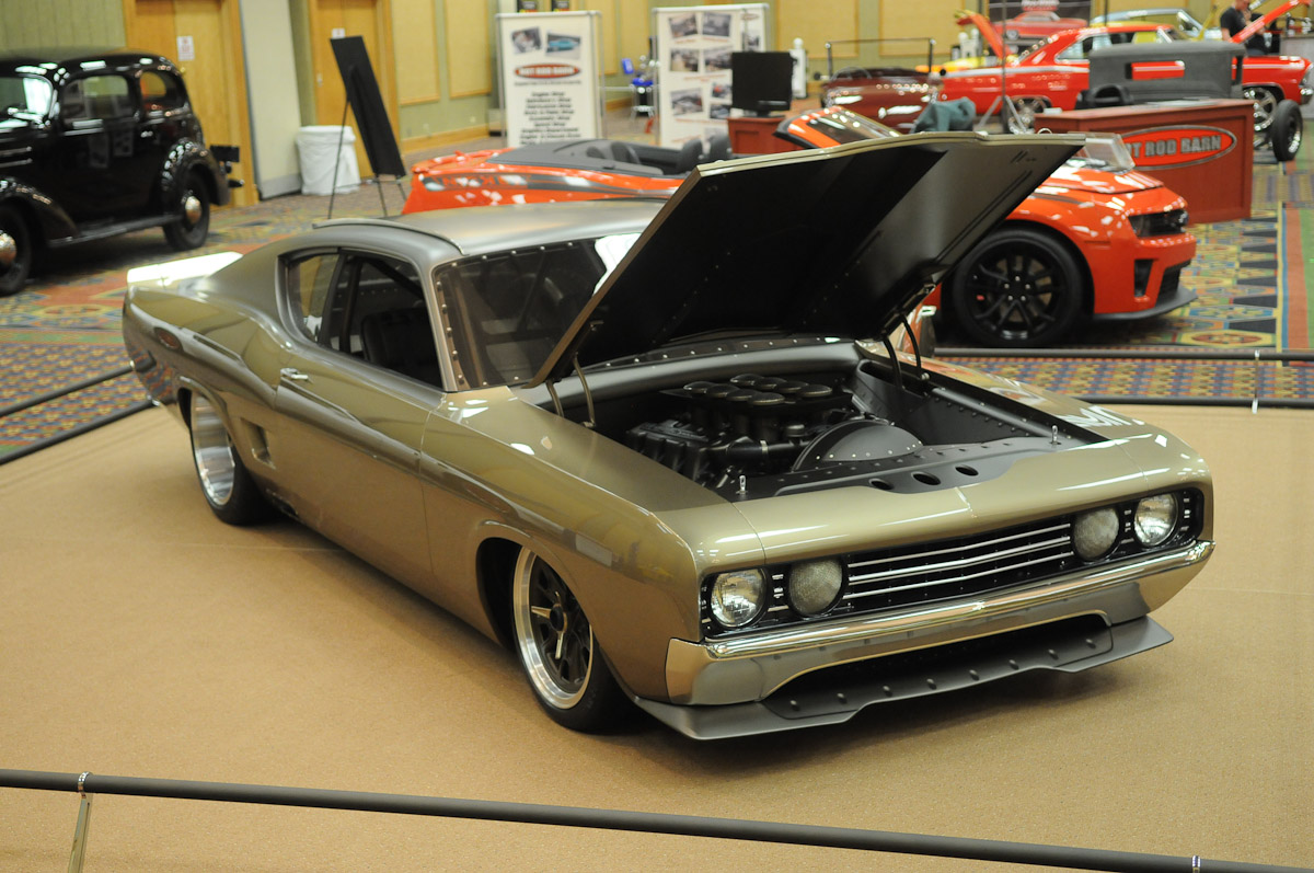 Ford Torino Custom