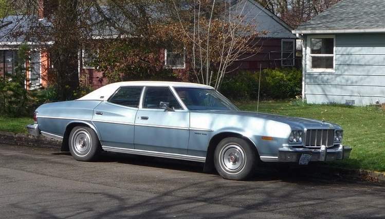 Ford Torino Sedan