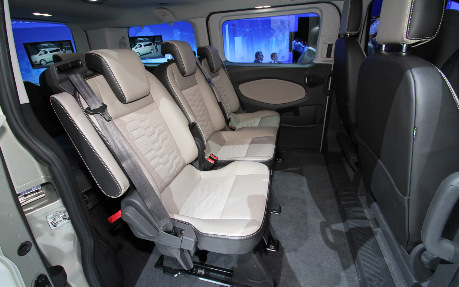 Ford Tourneo 2013