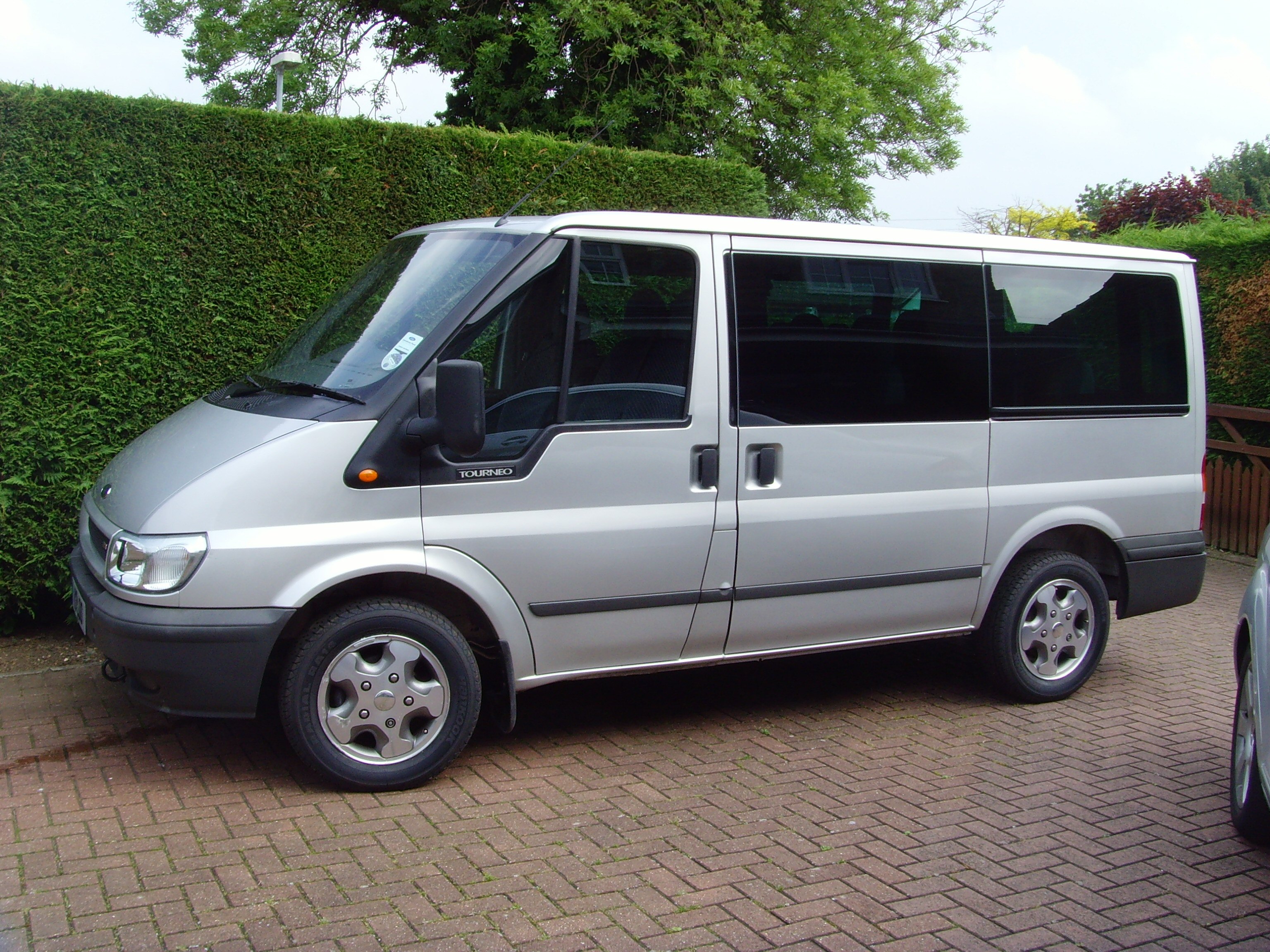 Ford Tourneo 9 Seater
