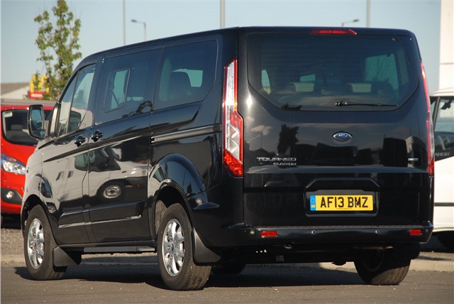 Ford Tourneo Black