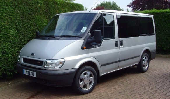 Ford Tourneo Minibus
