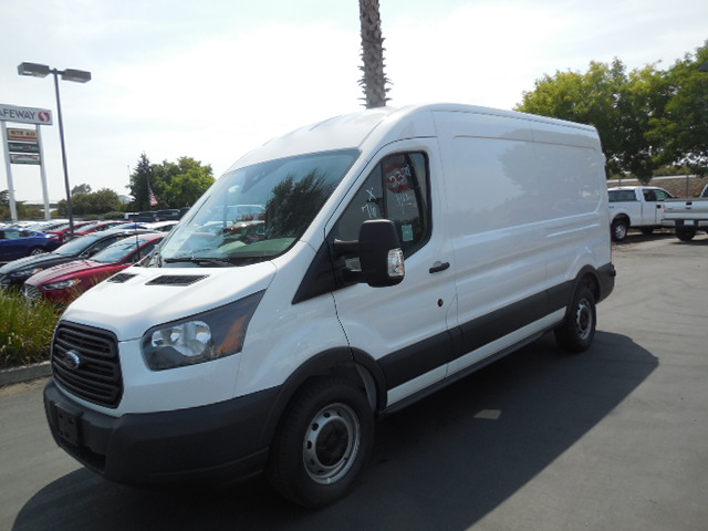 Ford Transit 150