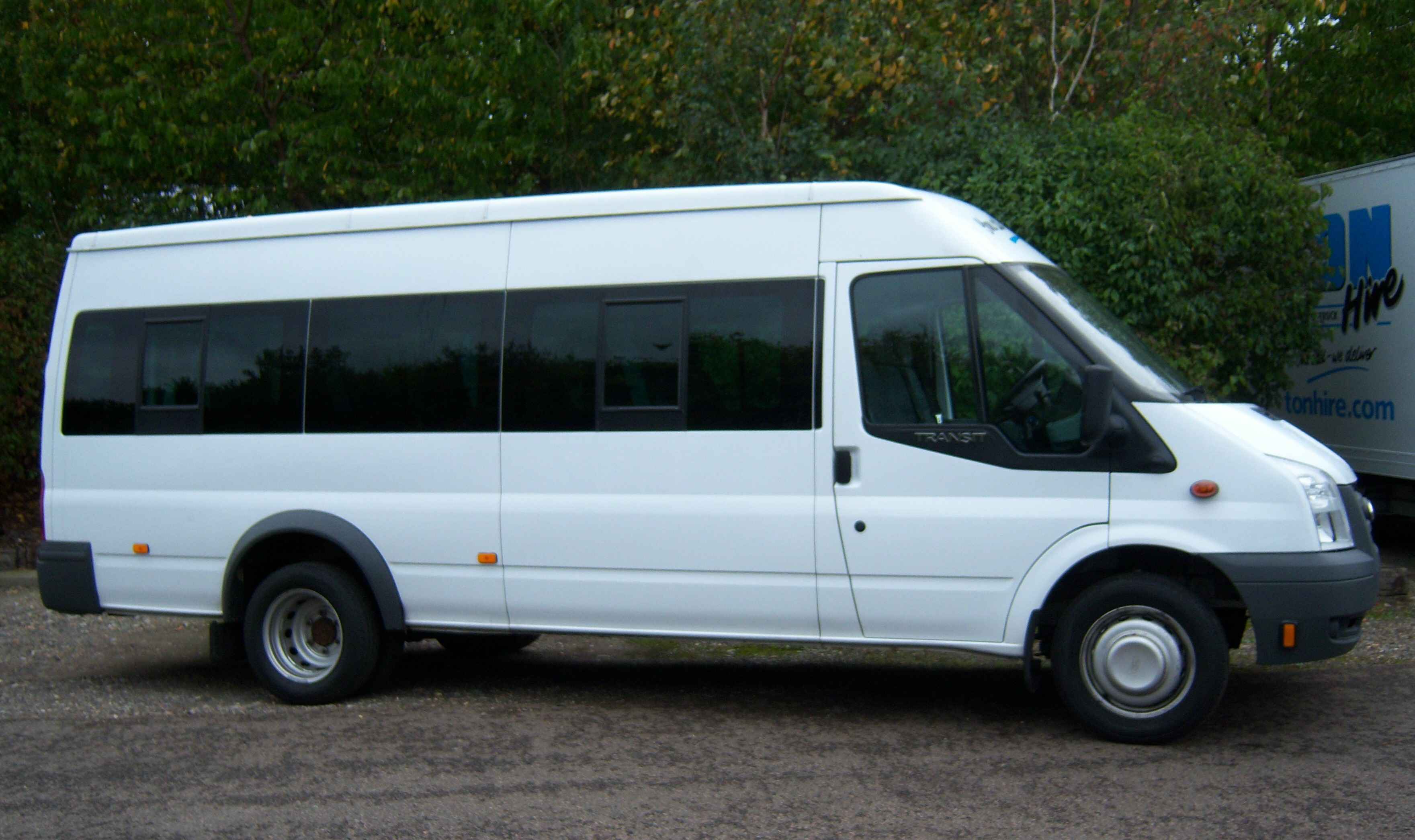 Ford Transit 17 Seater Minibus
