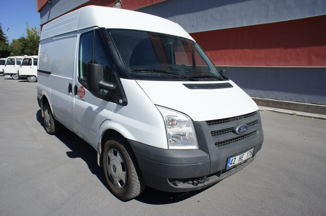 Ford Transit 330s