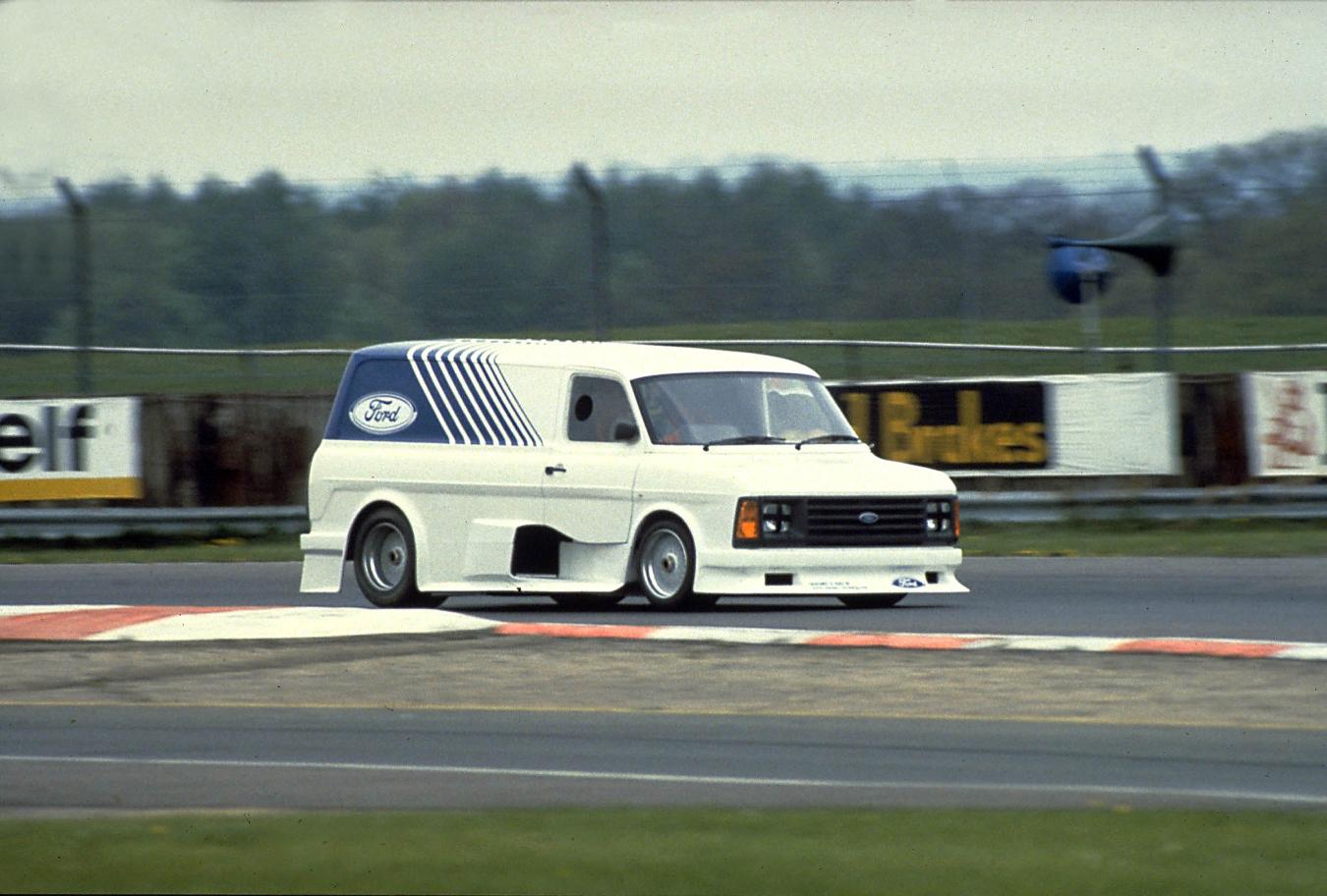 Ford Transit Supervan