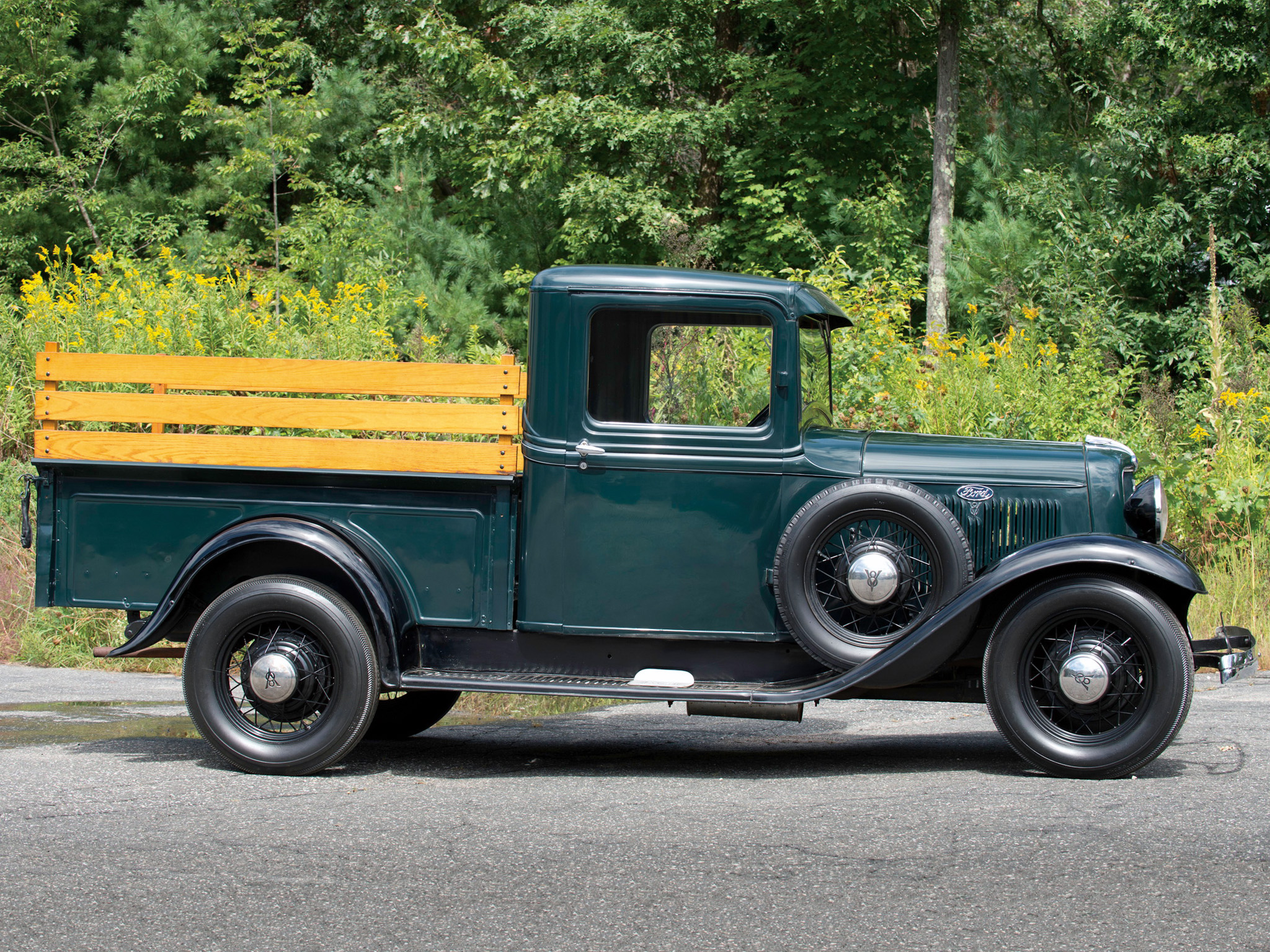 Ford V8 Truck