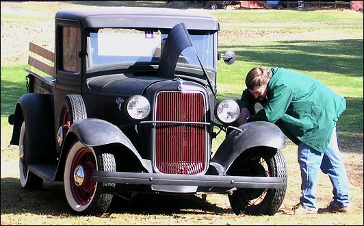 Ford V8 Truck
