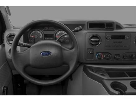 Ford E-250 Van