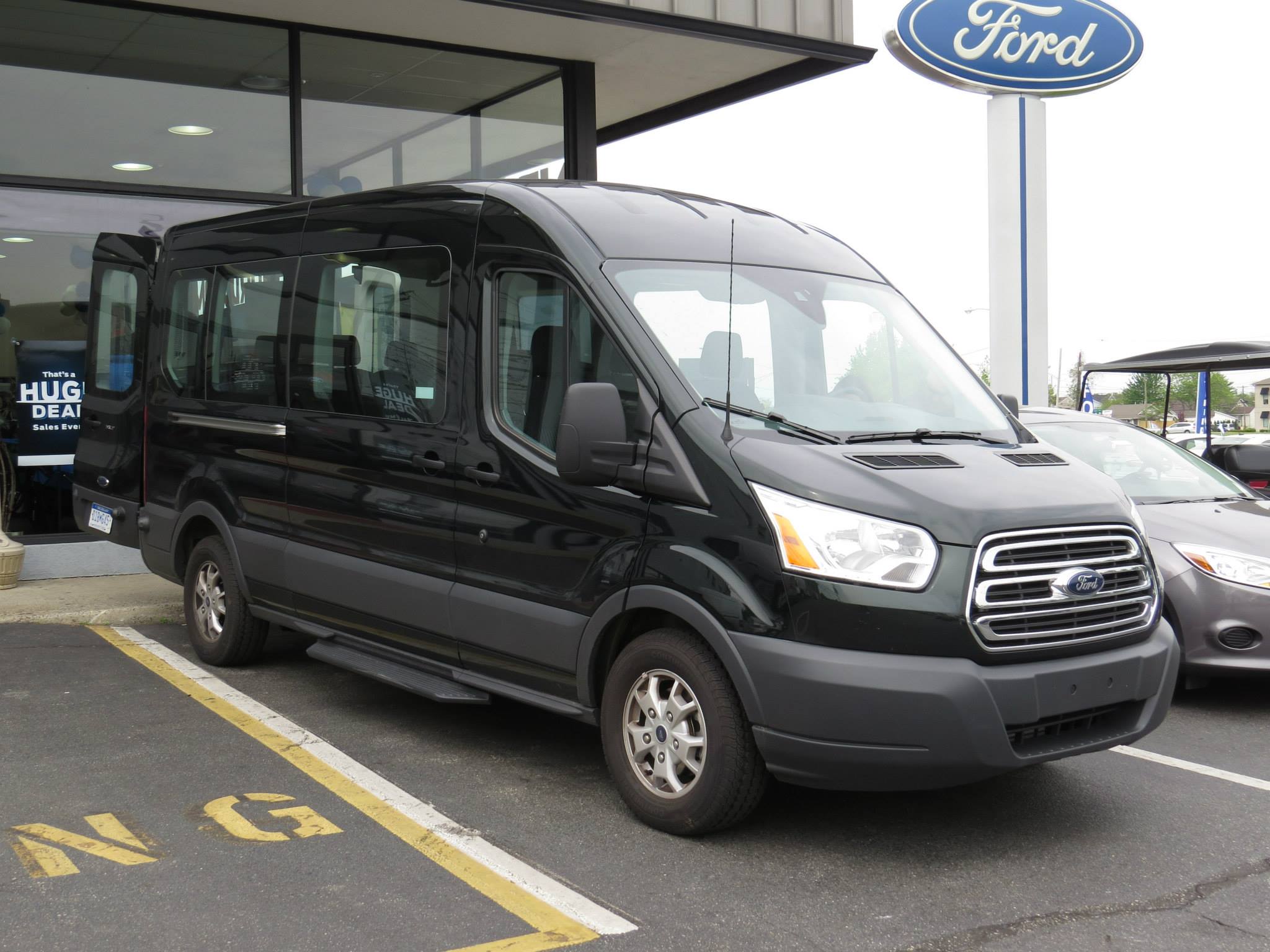 Ford Van 2015