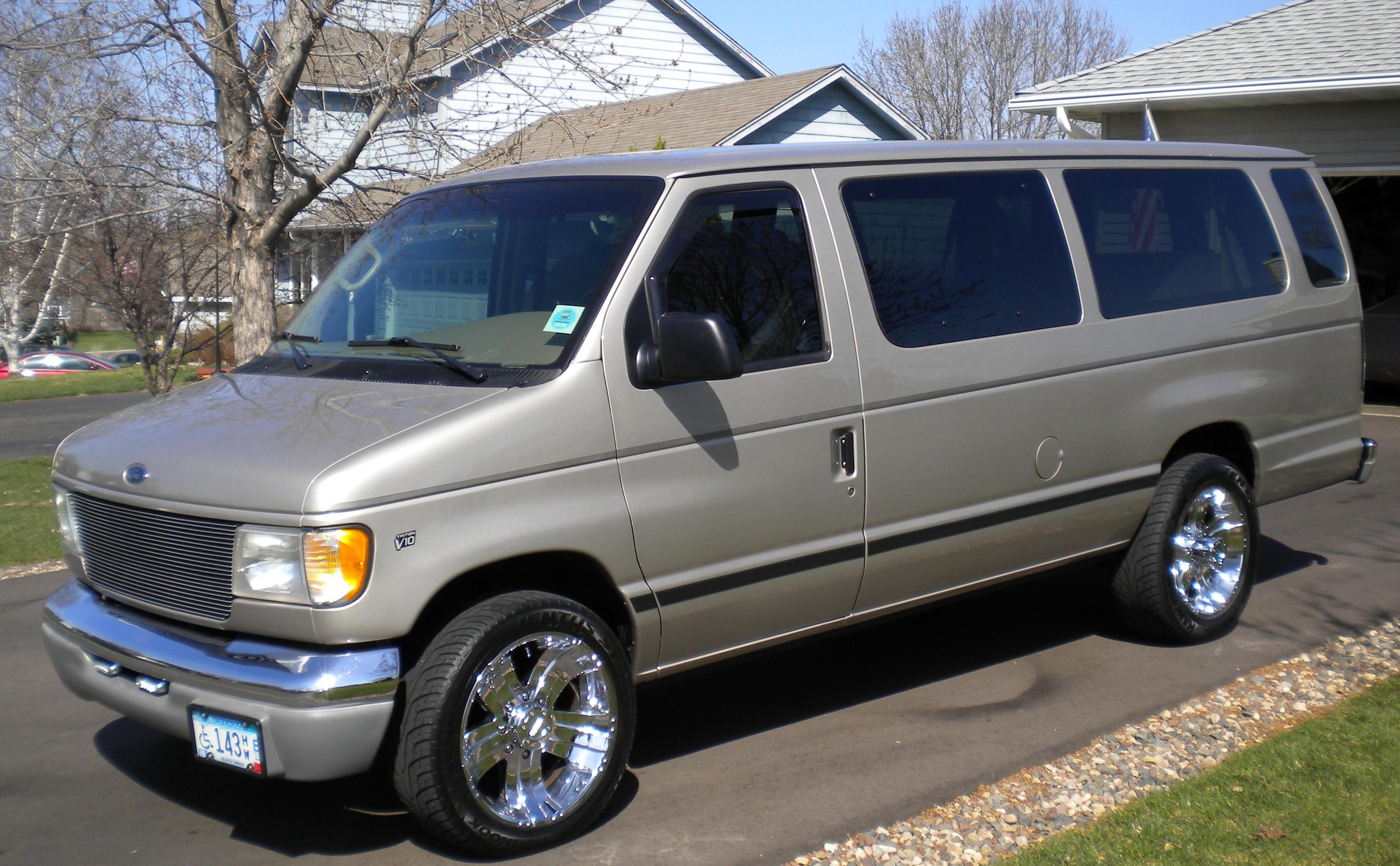 Ford Van 350
