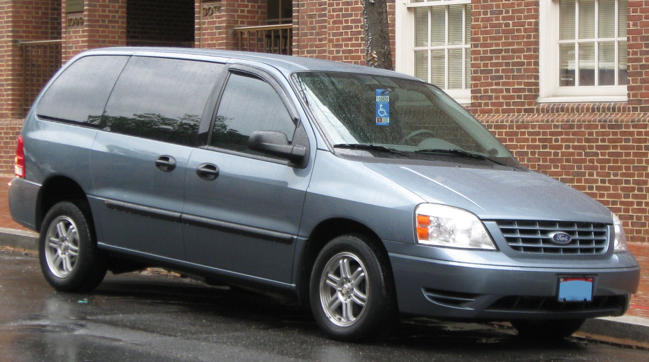 Ford Windstar 2004