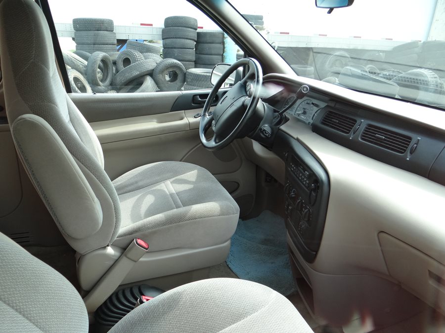 Ford Windstar 2004