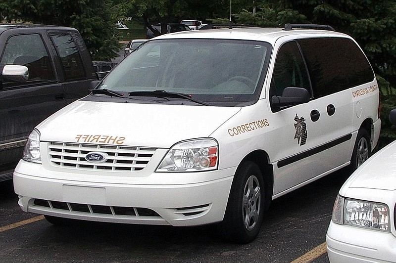 Ford Windstar 2005