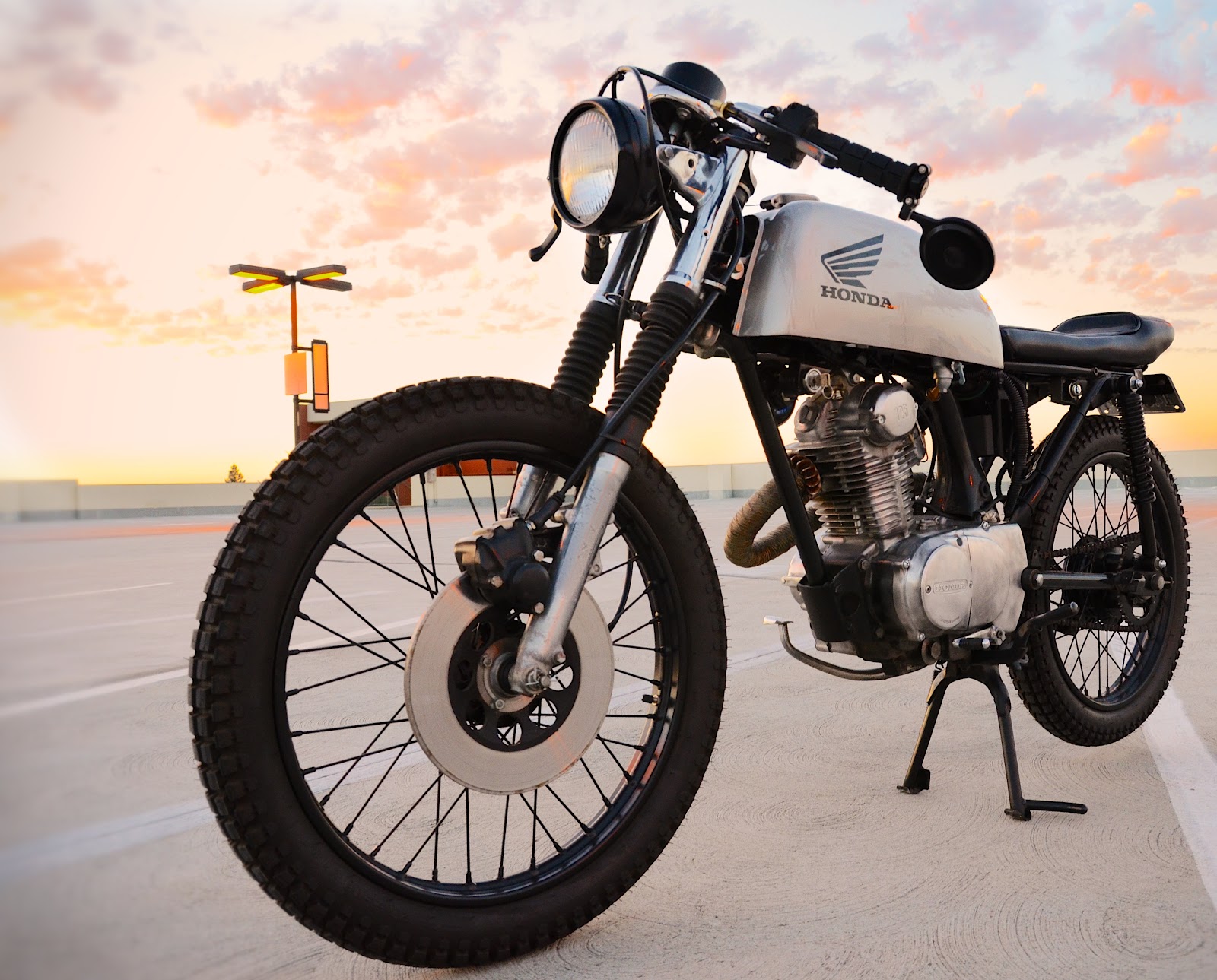 Honda 125 Cafe Racer