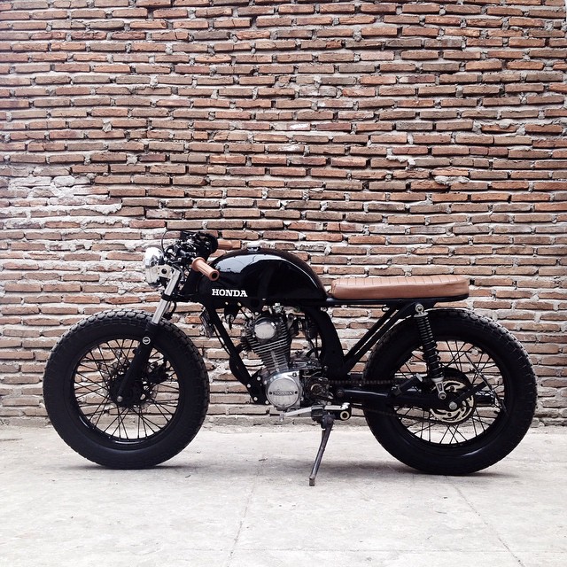 Honda 125 Cafe Racer