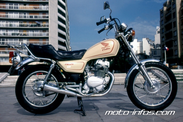 Honda 125 Custom