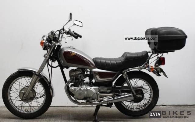 Honda 125 Custom