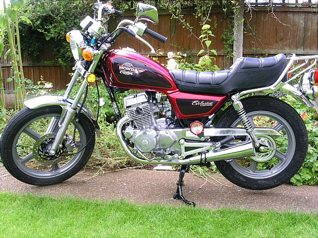 Honda 125 Custom