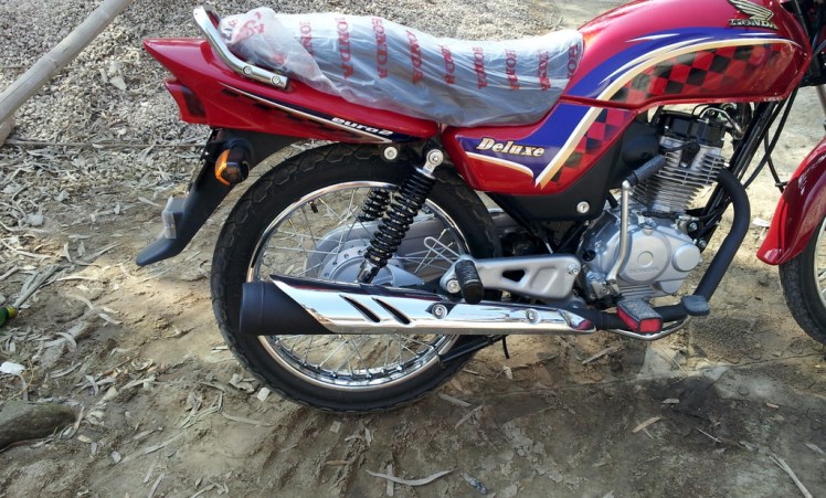 Honda 125 Deluxe 2014
