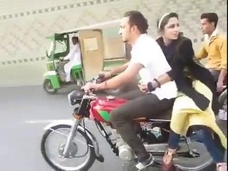 Honda 125 Song