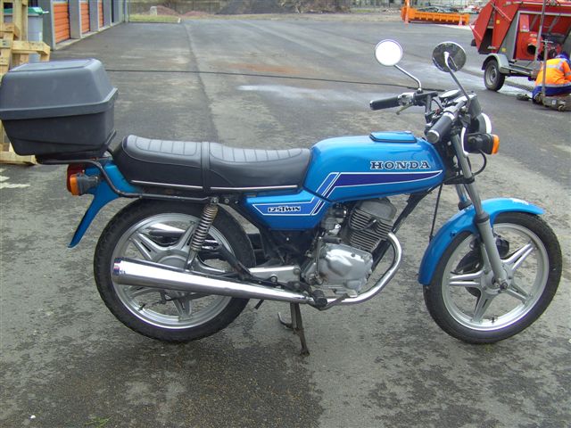 Honda 125 Twin