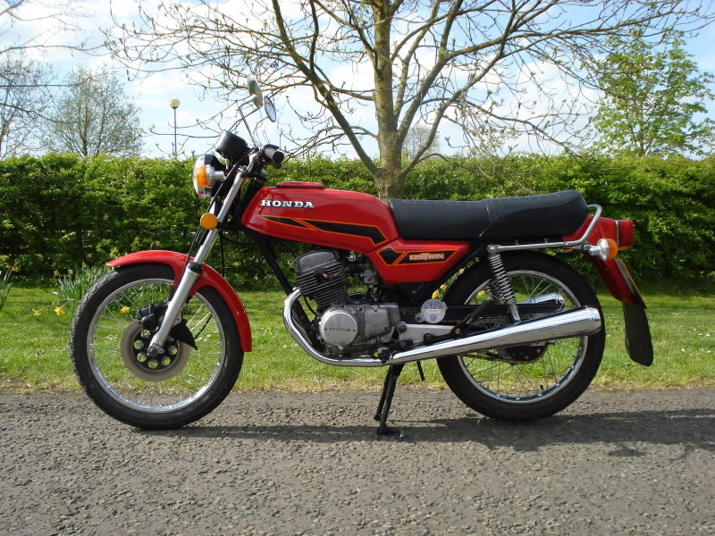 Honda 125 Twin