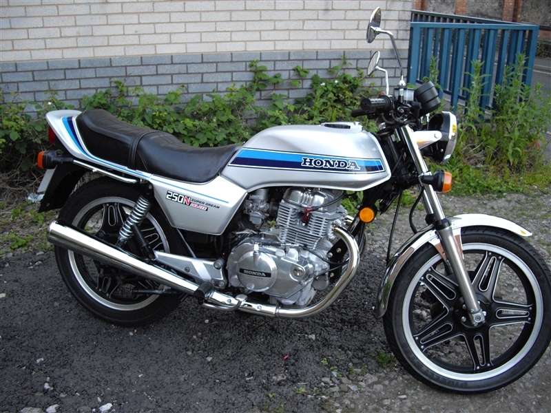 Honda 250 T