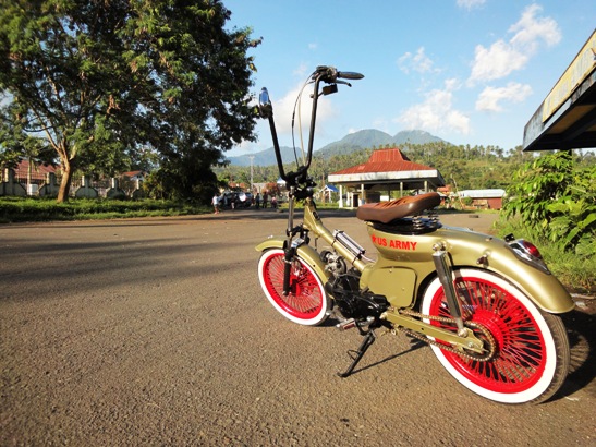 Honda 70 Chopper