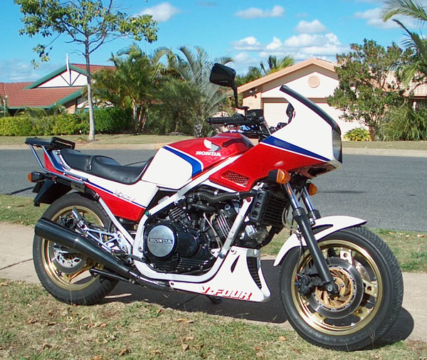Honda Vf 750 F