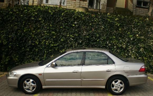Honda Accord 2.0 Ex