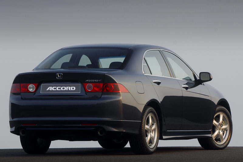 Honda Accord 2.0 I