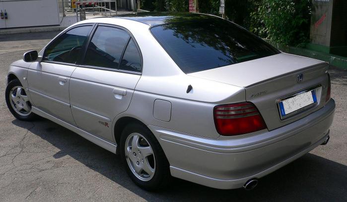 Honda Accord 2.0 I