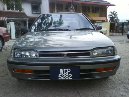 Honda Accord 2.0 I