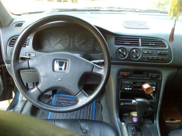 Honda Accord 2.0 Ls