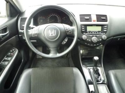 Honda Accord 2.0