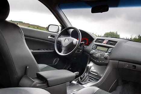 Honda Accord 2.0i-Vtec