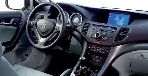 Honda Accord 2.2i-Dtec