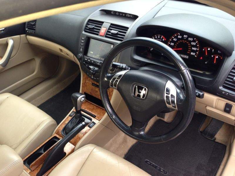 Honda Accord 2.4i