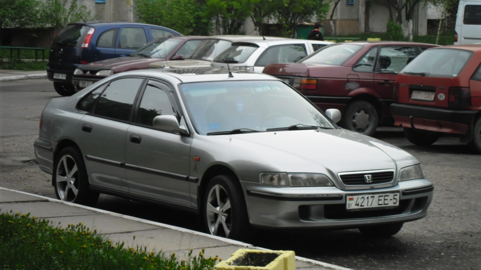 Honda Accord 5th Gen