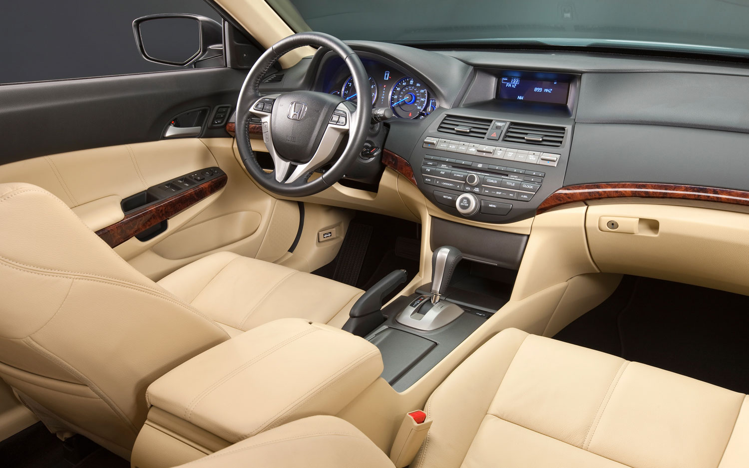 Honda Accord Hatchback 2014