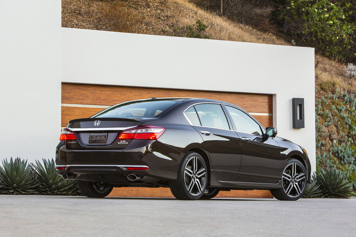 Honda Accord Touring