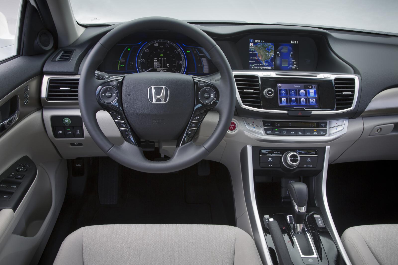 Honda Accord V8