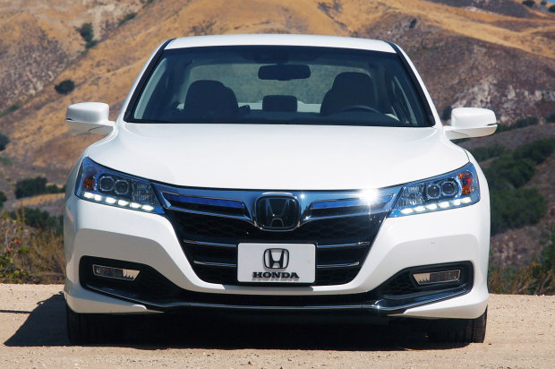 Honda Accord White 2014