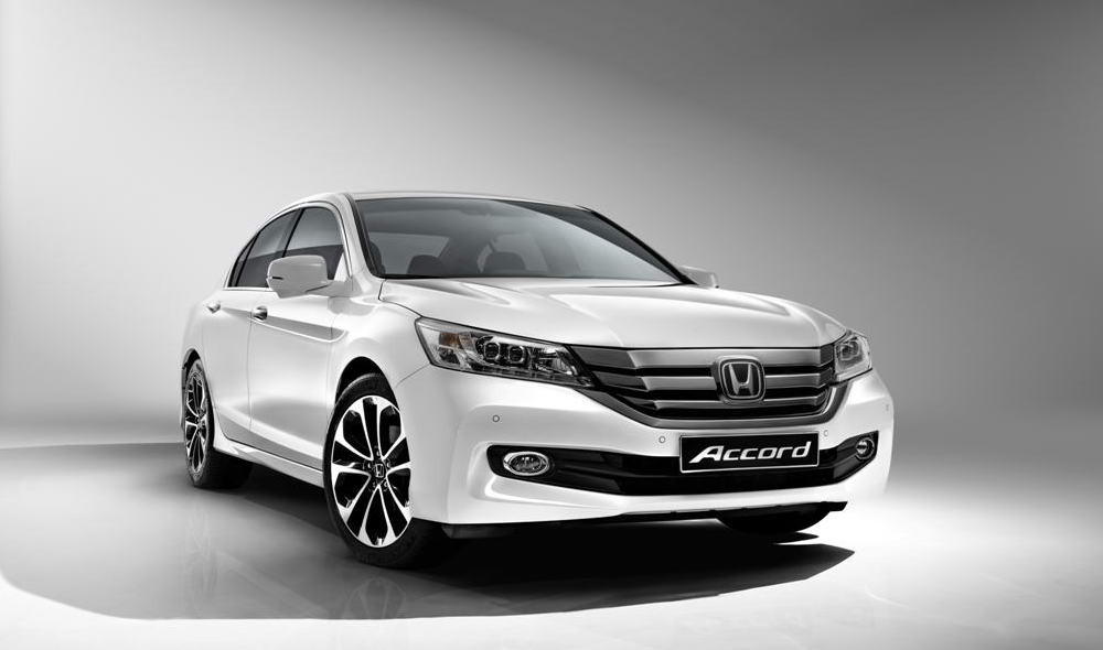 Honda Accord White 2015