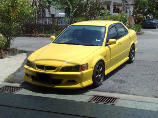 Honda Accord Yellow