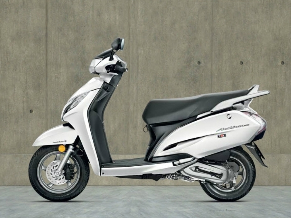 Honda Activa Dlx