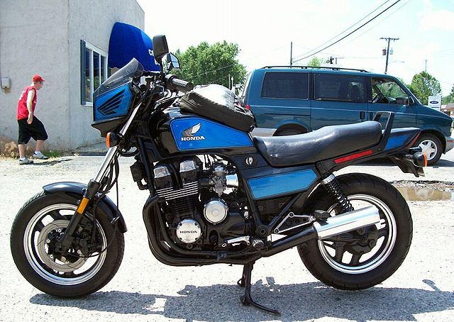 Honda Cb 700